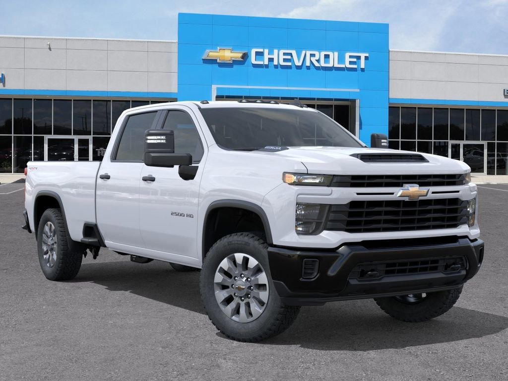 New 2026 Summit White Chevrolet Custom image 7
