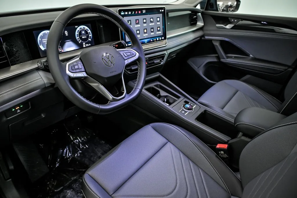 New 2026 Blue Volkswagen 2.0T SE image 6