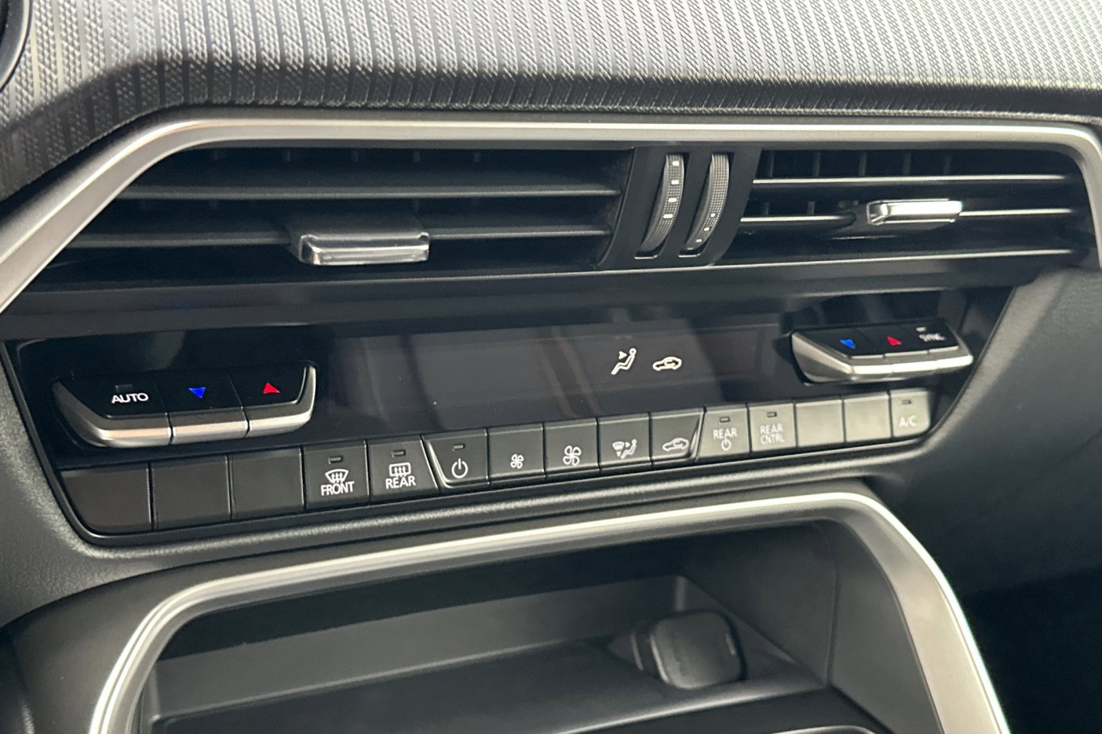 2026 Mazda CX-90 Select Package - Photo 24