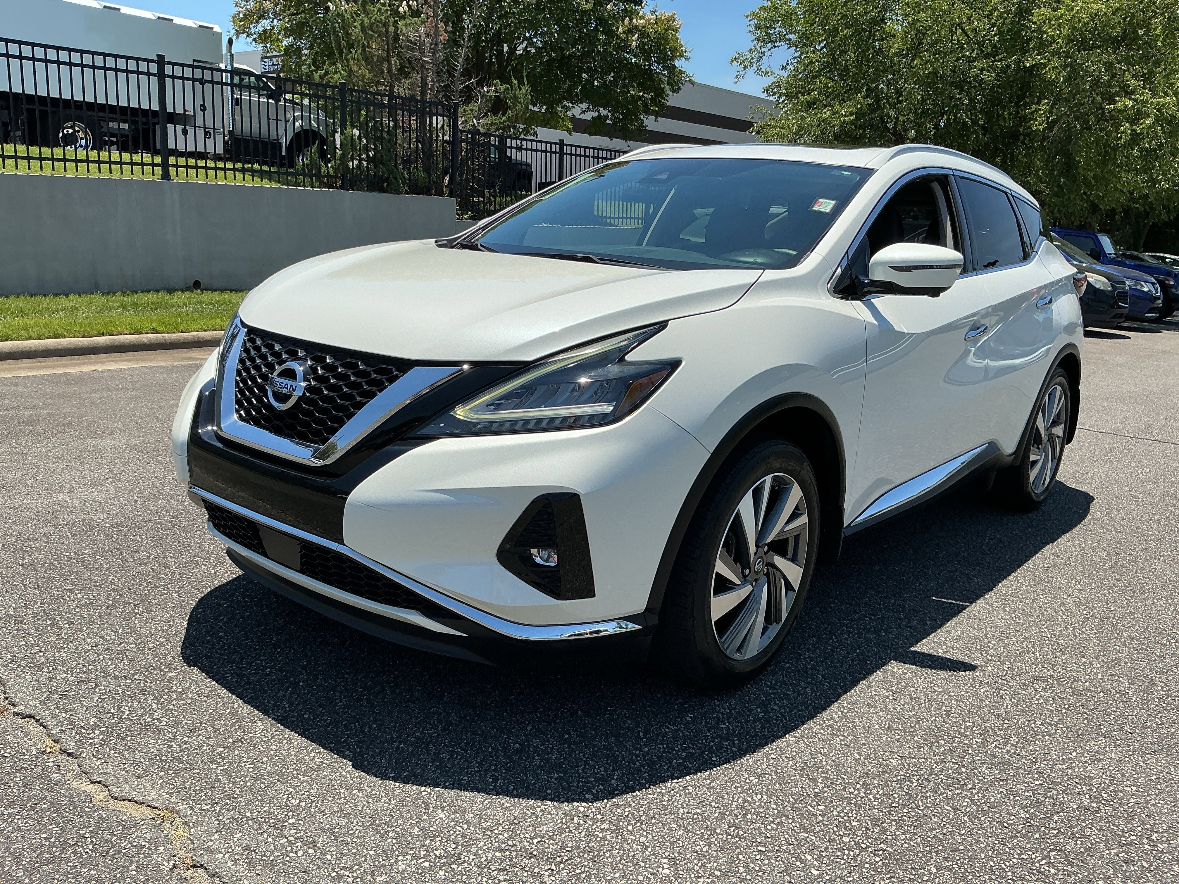 2019 Nissan Murano SL FWD's photo