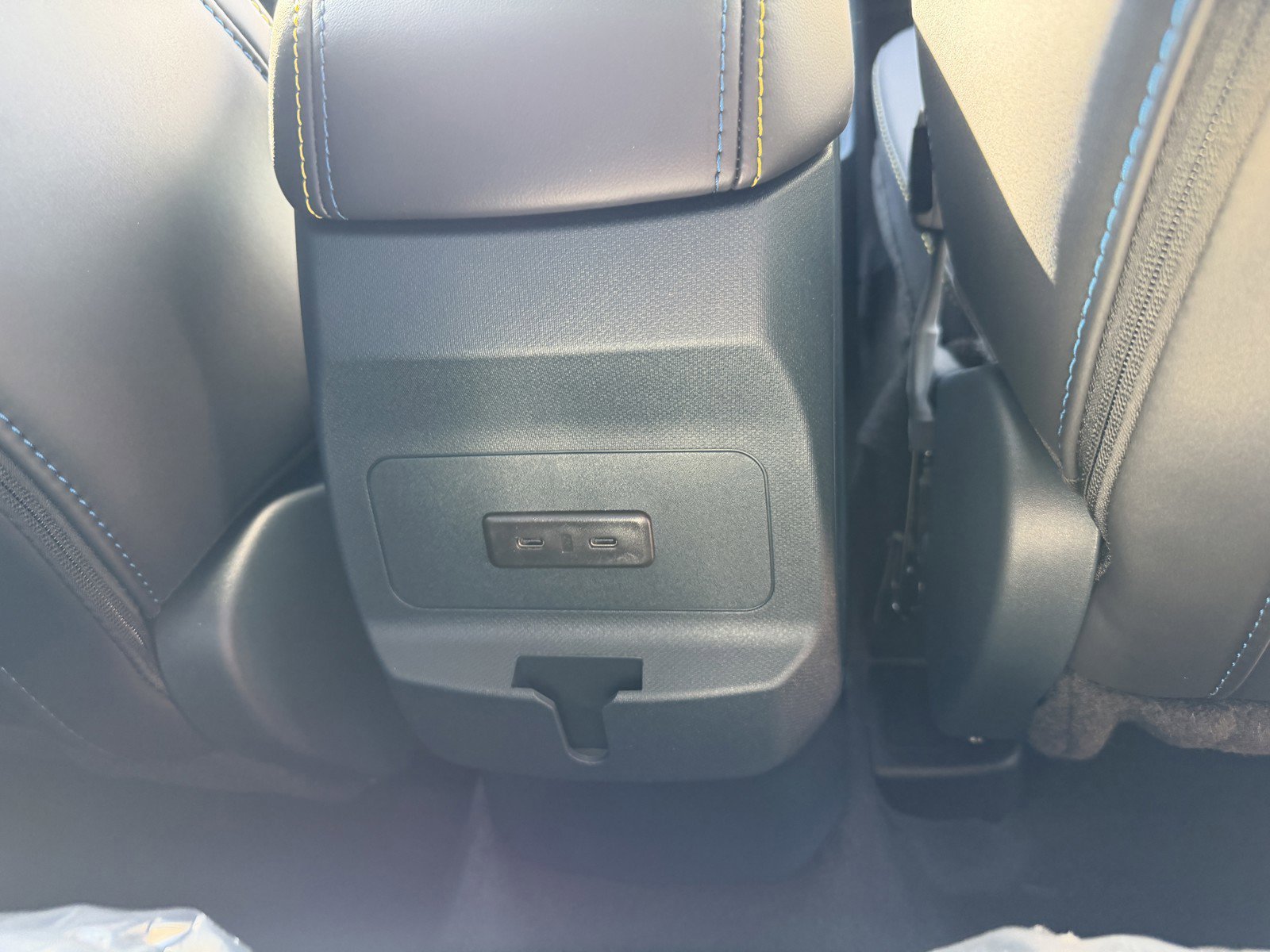 New 2026 Carbonized Gray Metallic Ford Lobo™ image 13