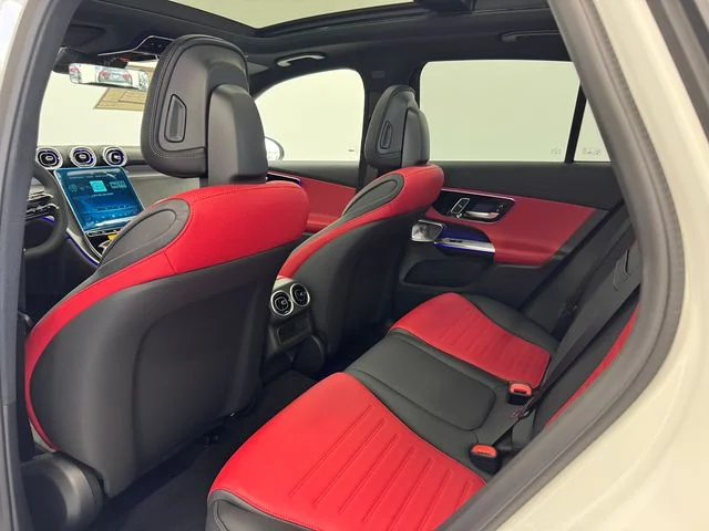 New 2027 White Mercedes-Benz GLC 300 image 42