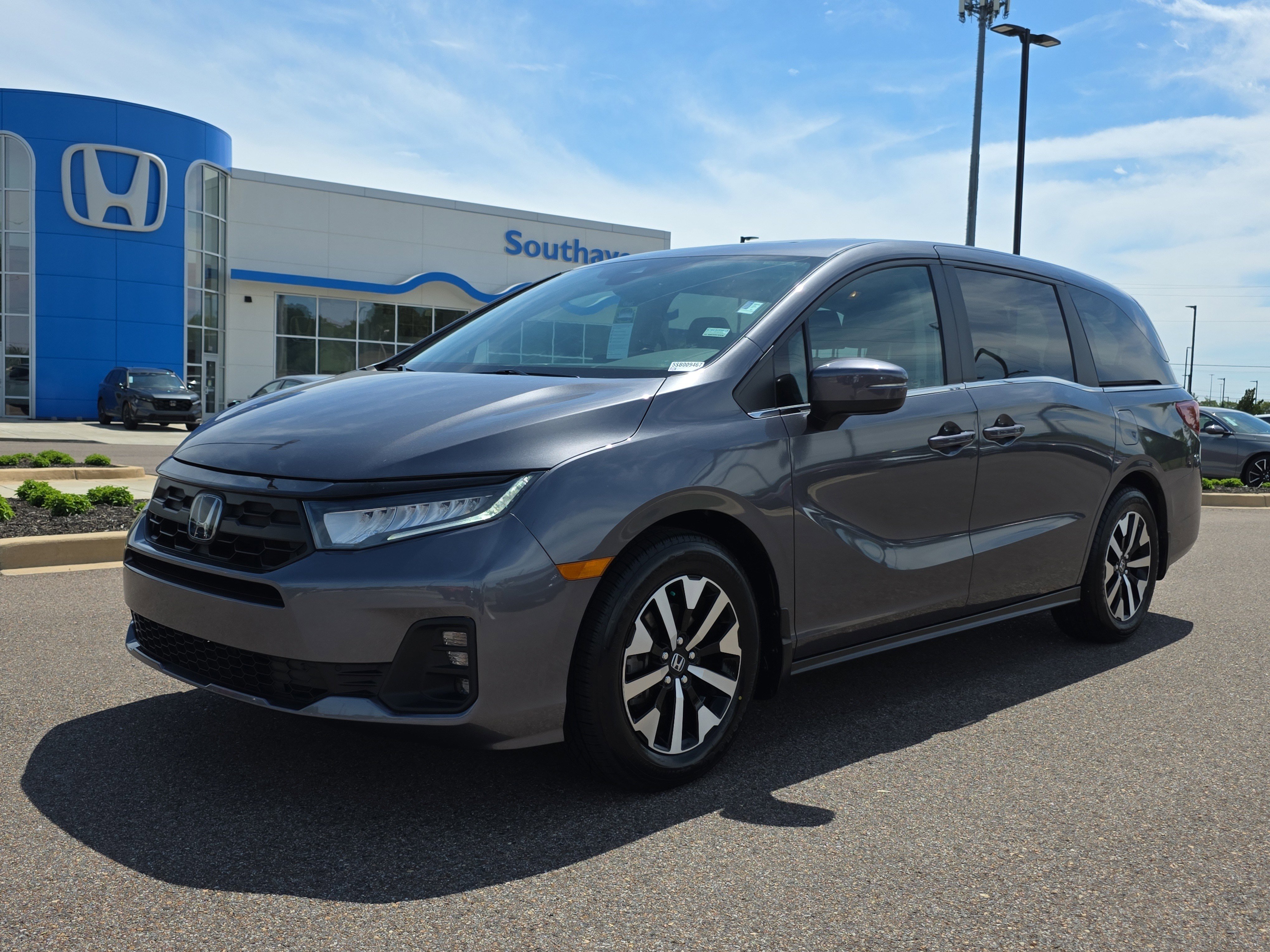 2025 Honda Odyssey EX-L - Photo 34