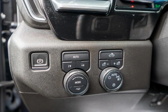 Used 2023 Gray Chevrolet LT image 21