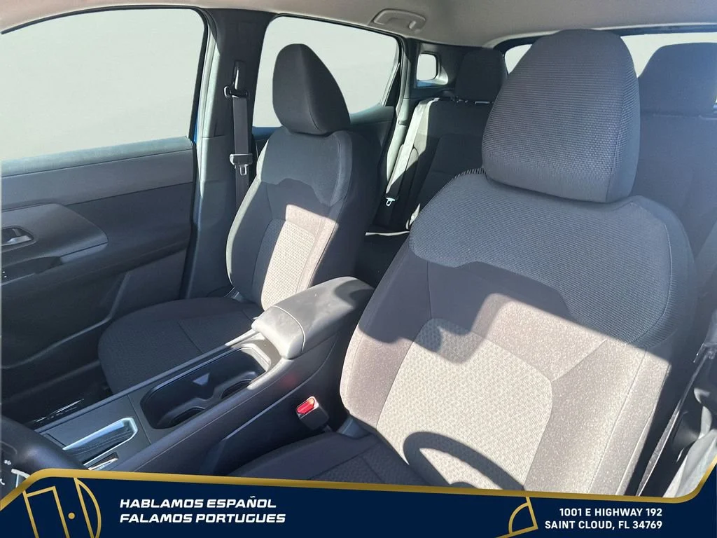 Used 2025 Blue Nissan S FWD image 23