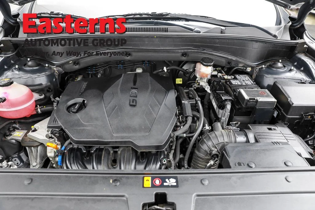 Used 2022 Gray Hyundai SEL image 7