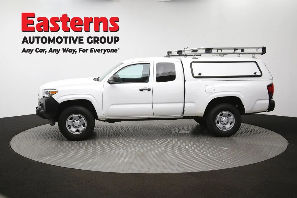Used 2019 White Toyota SR image 57
