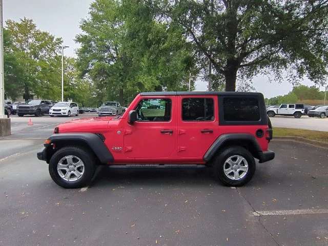 Used 2018 Red Jeep Unlimited Sport S image 2