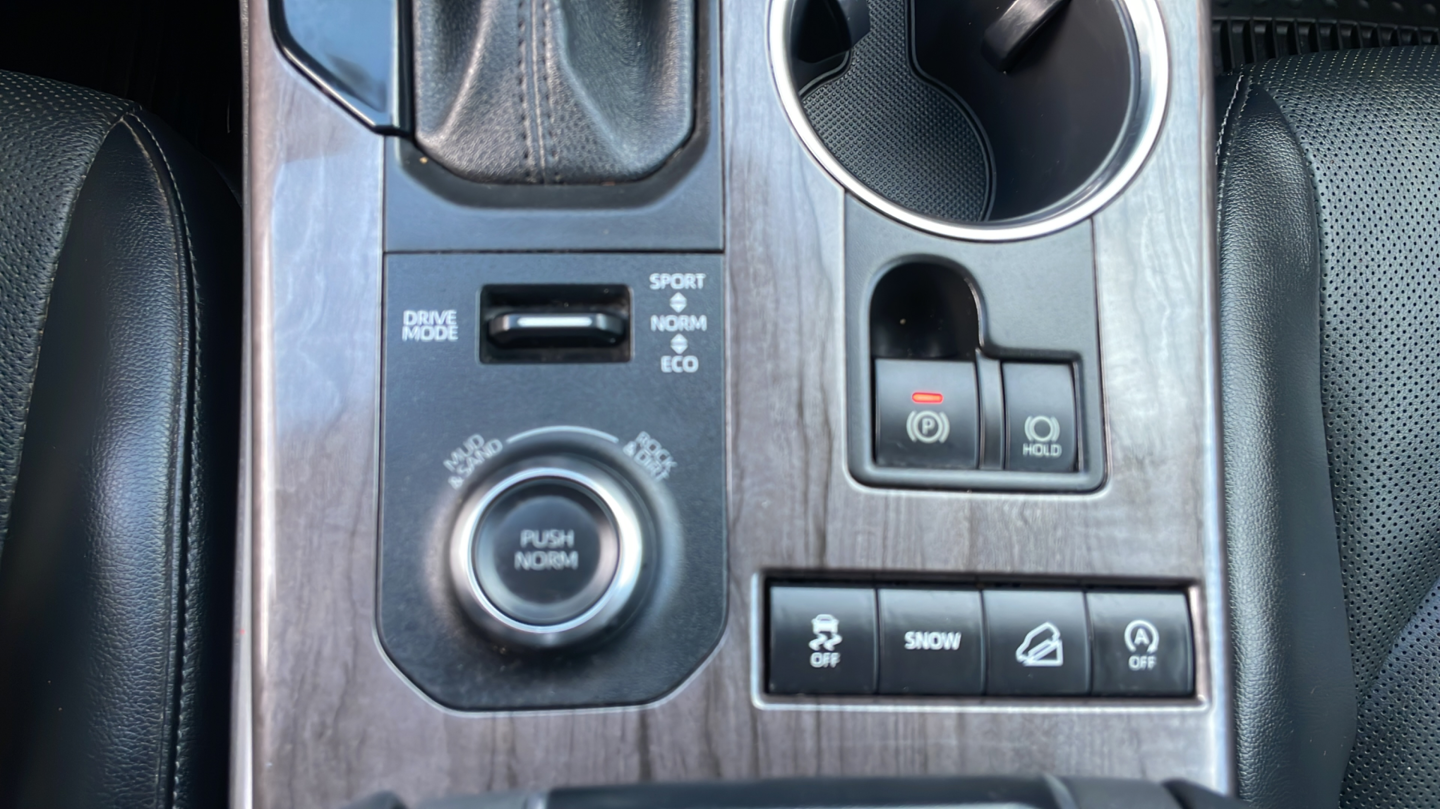 Certified Used 2022 Gray Toyota Limited image 29