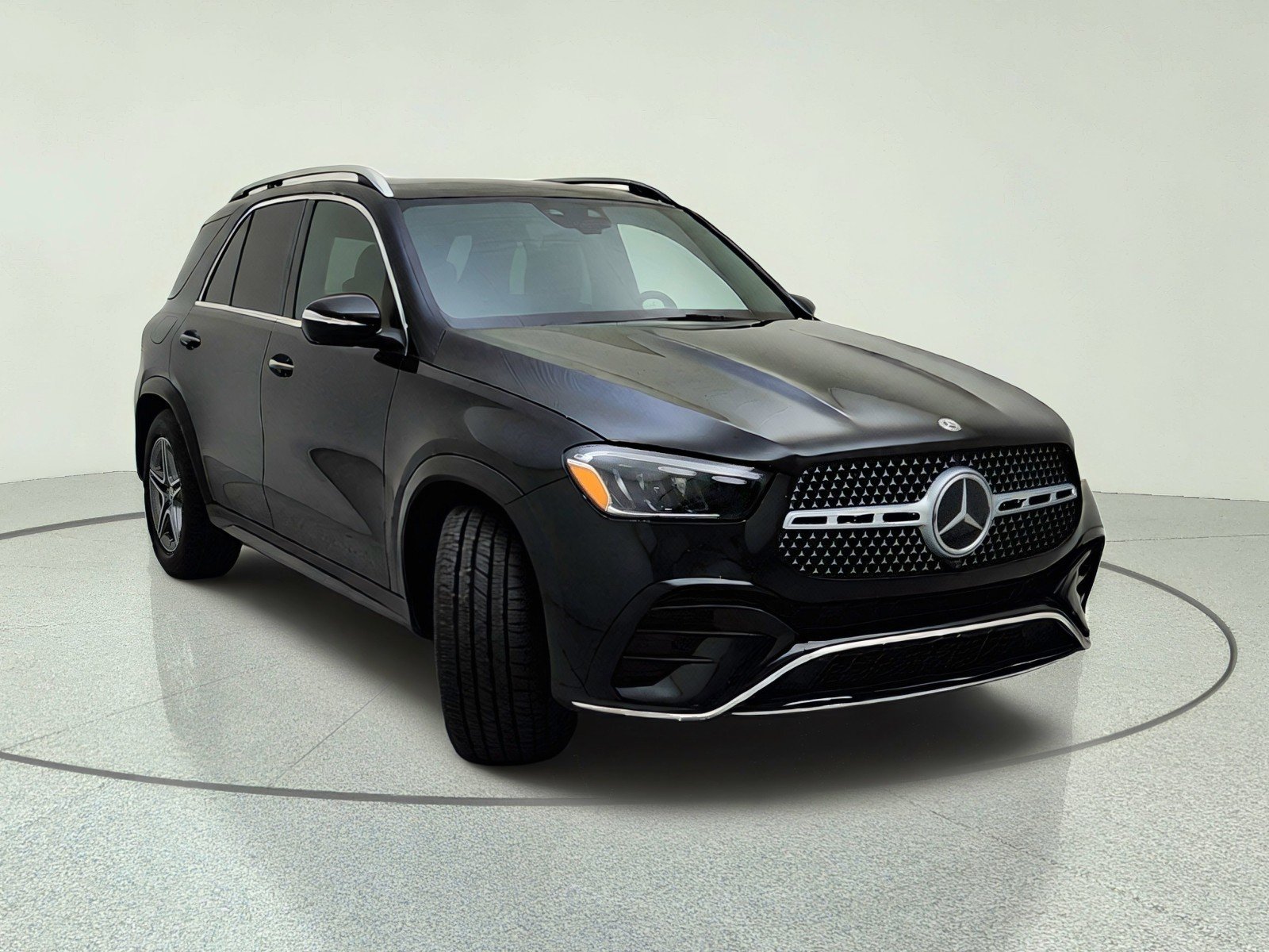 Certified Used 2026 Black Mercedes-Benz GLE 350 image 4