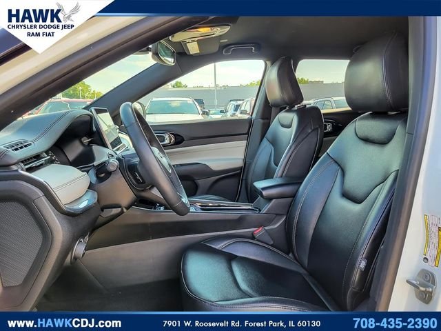 Used 2024 White Jeep Limited image 8