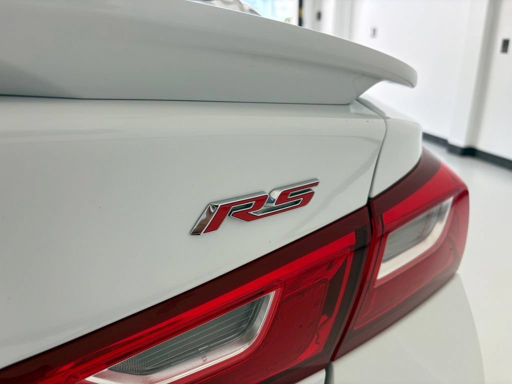 Used 2021 SUMMIT WHITE Chevrolet RS image 23