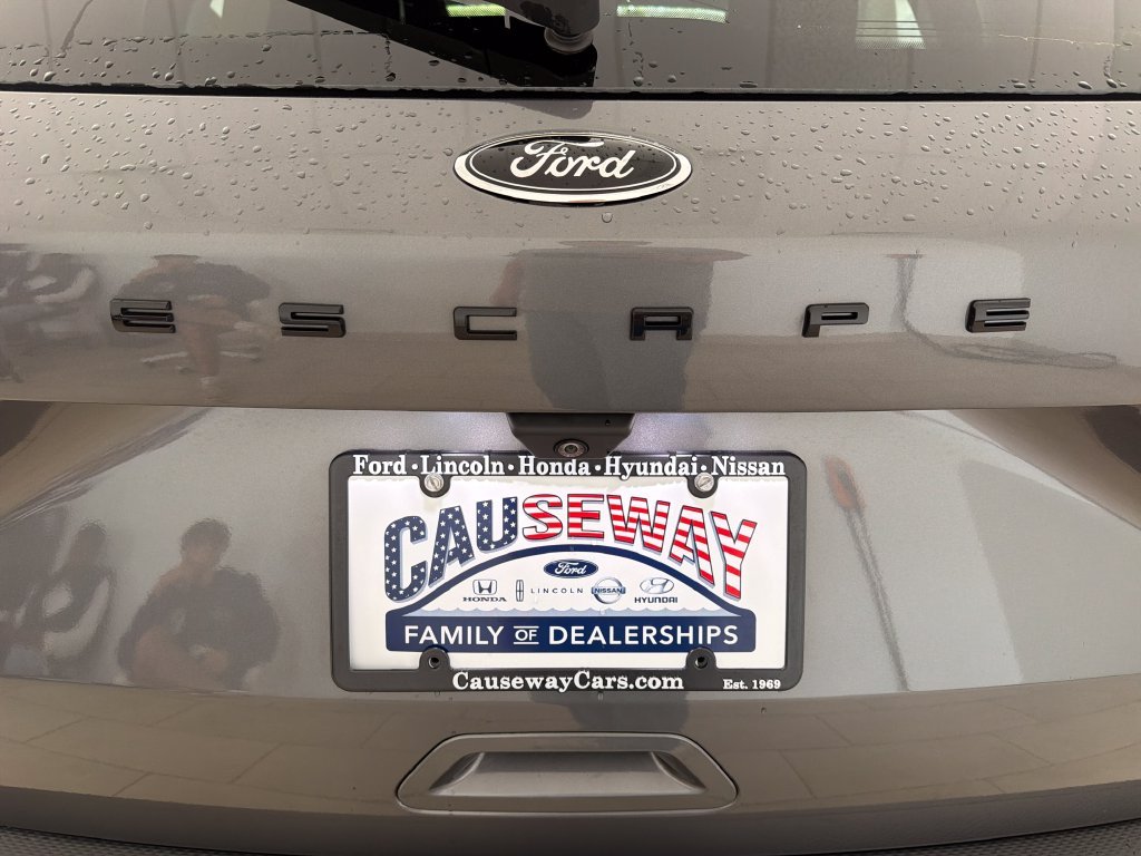 Used 2022 Gray Metallic Ford SEL image 33