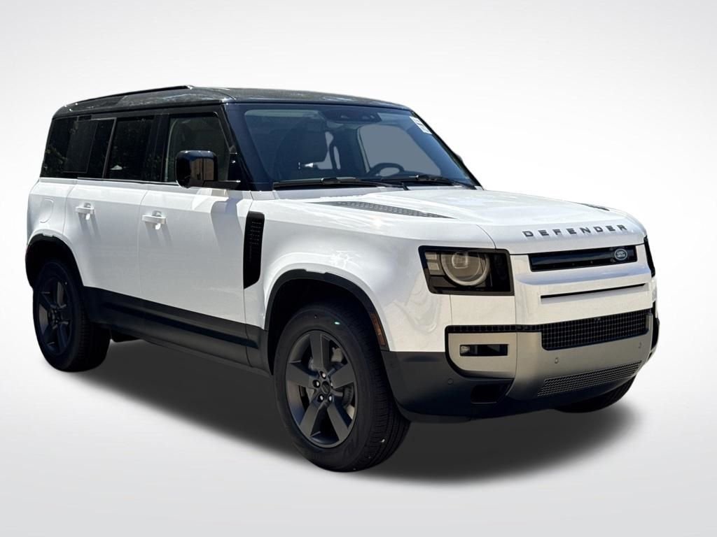 New 2026 White Land Rover S image 3