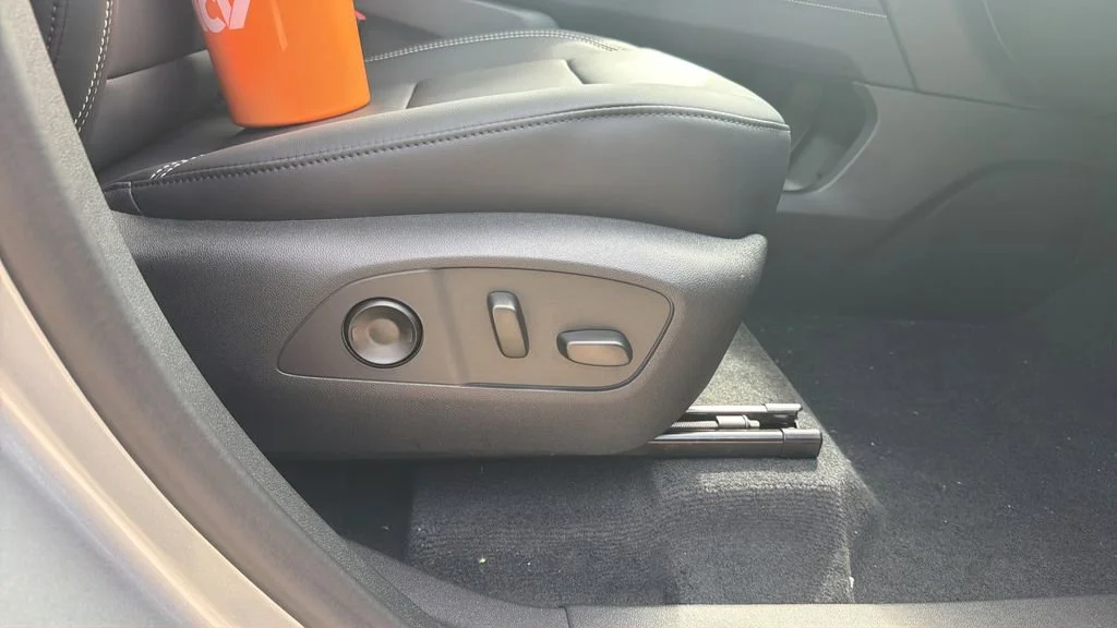 2026 GMC Acadia Elevation - Photo 36