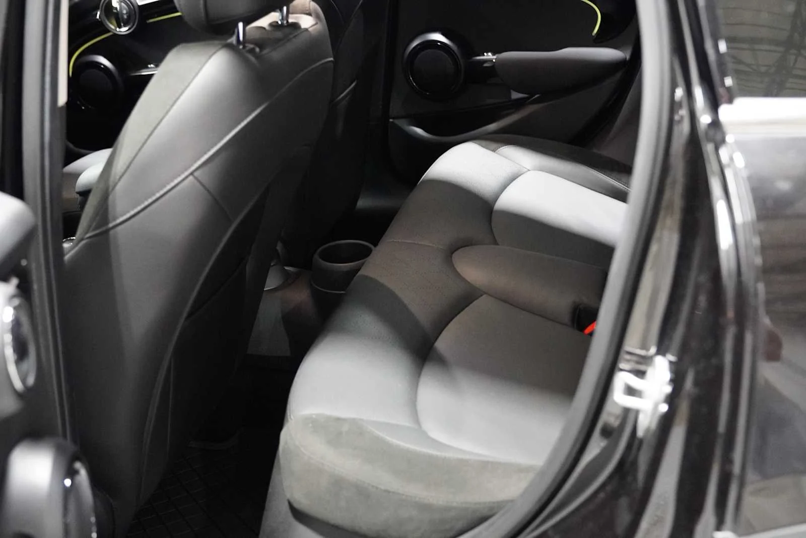 Used 2022 Midnight Black Metallic MINI Cooper S image 21