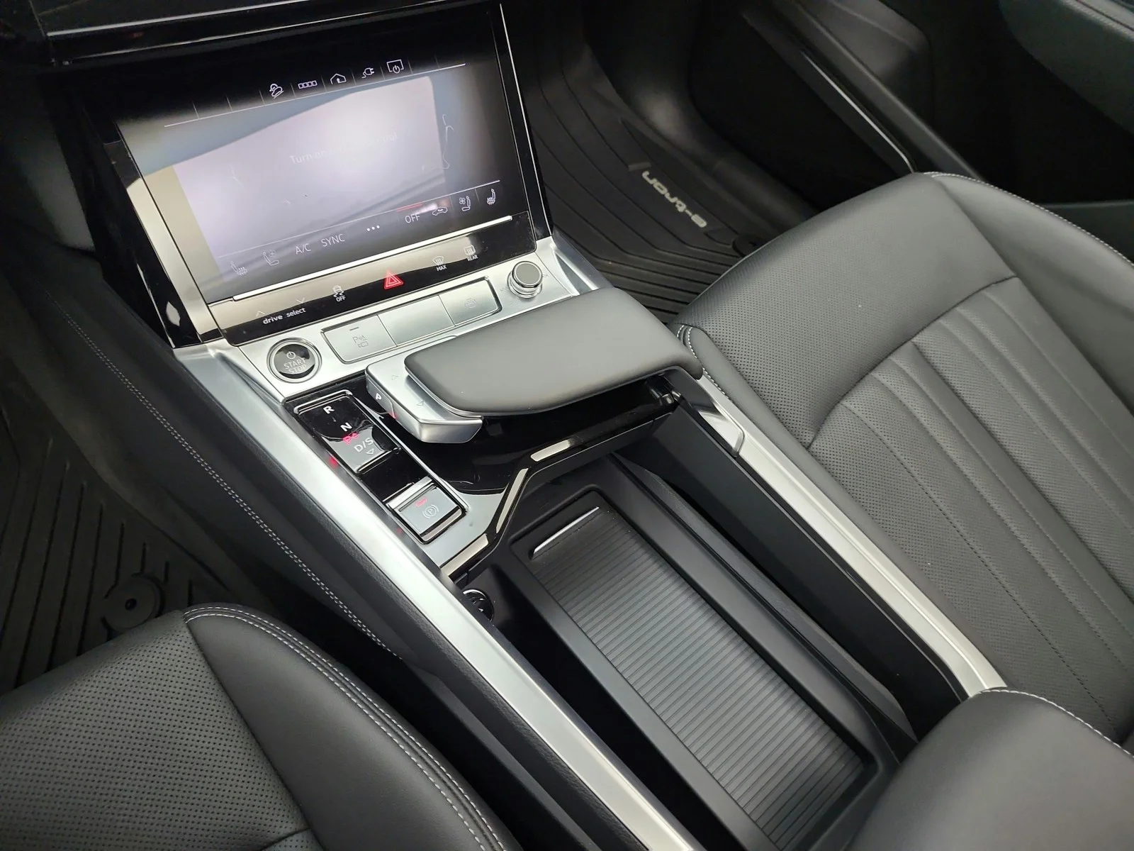 Used 2024 Mythos Black Metallic Audi Premium Plus quattro image 13