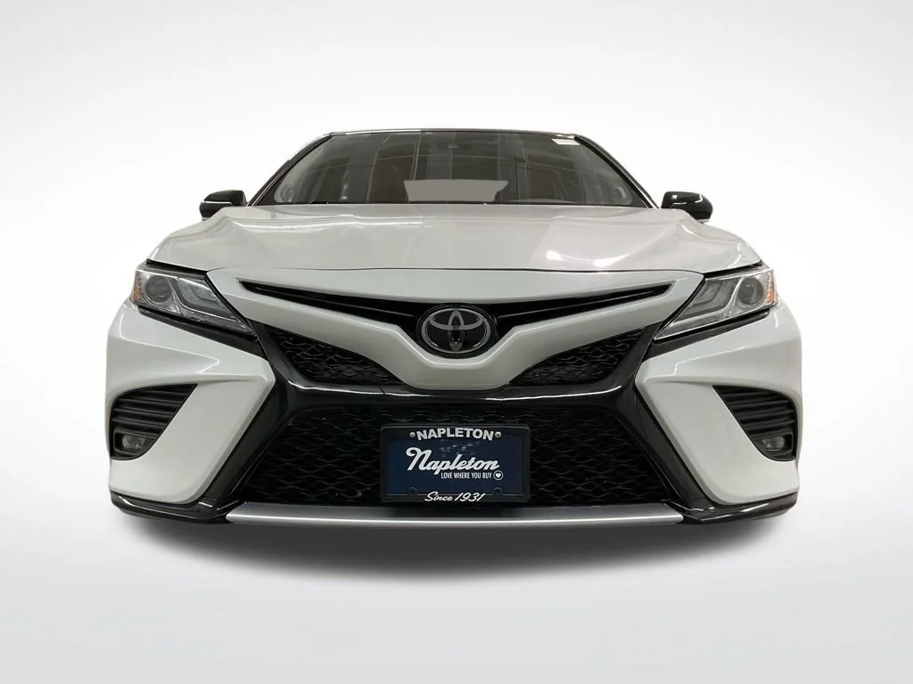 Used 2020 Midnight Black Metallic Toyota XSE image 5