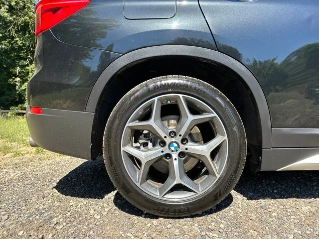 2017 BMW X1 28i - Photo 19