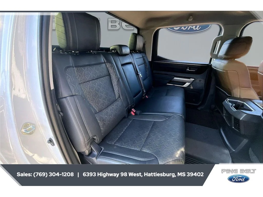 Used 2023 Ice Cap Toyota SR5 image 21
