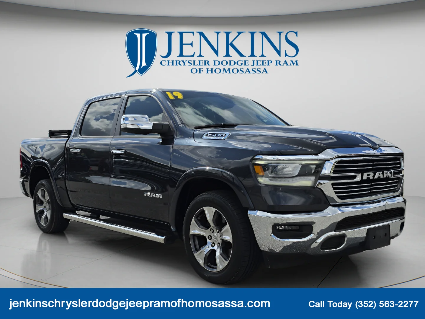 Used 2019 Maximum Steel Metallic Clearcoat Ram Laramie image 1