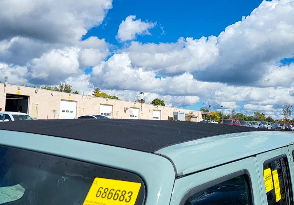 Used 2024  Jeep Sahara 4xe image 2