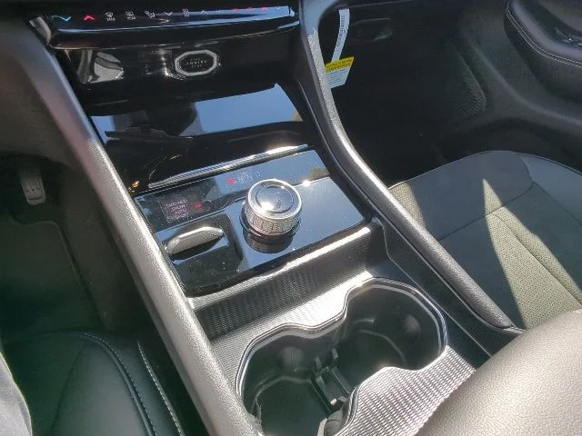 New 2026 White Jeep Altitude image 18