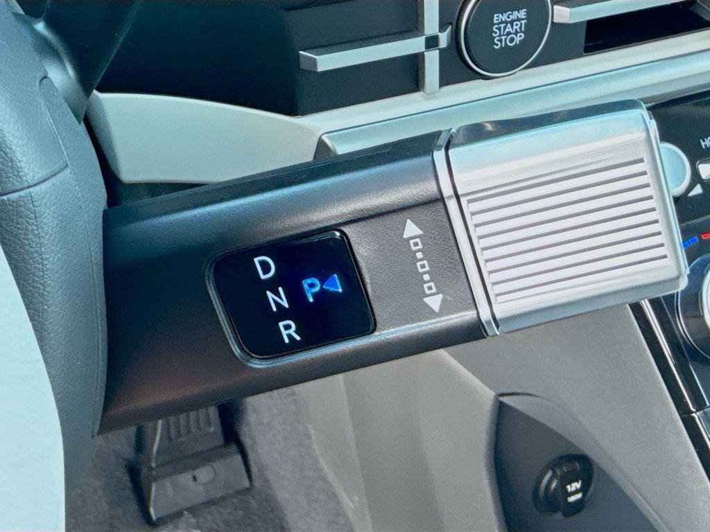 New 2026 Rockwood Green Hyundai SEL image 13