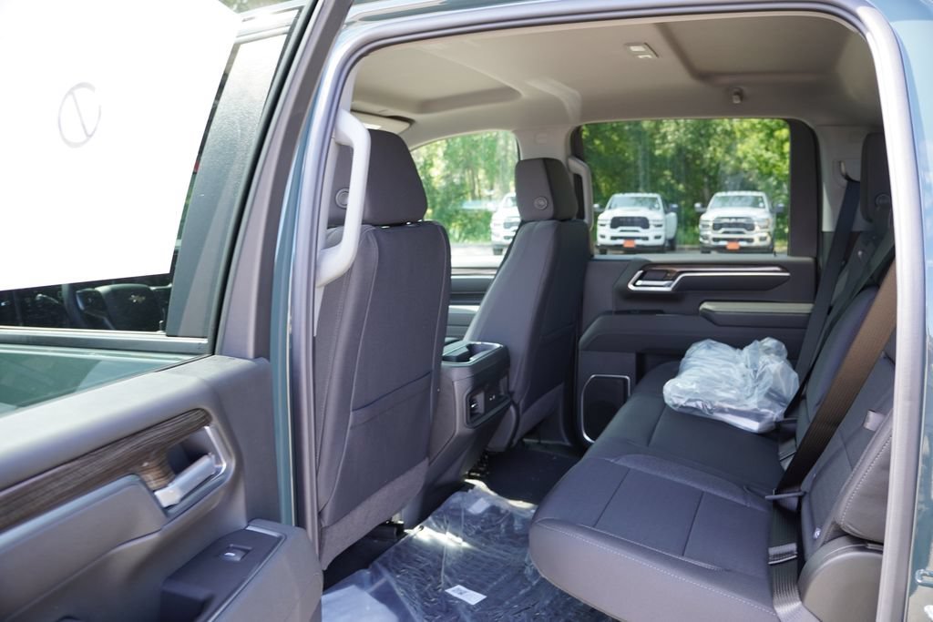 2026 Chevrolet Silverado 3500 HD LT - Photo 11