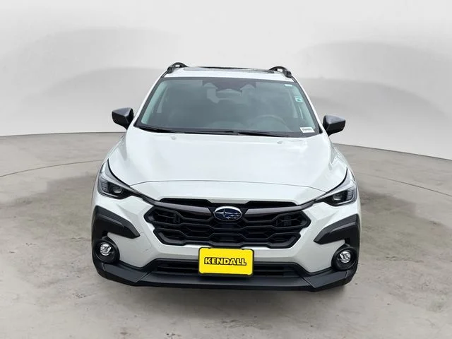 Certified Used 2025 Crystal White Pearl Subaru Limited image 8