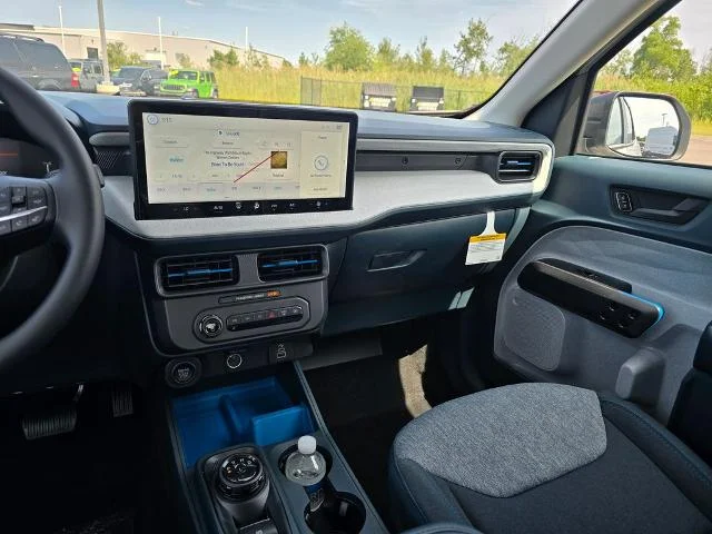 New 2026 Oxford White Ford XLT image 41