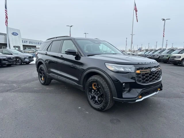 New 2026 Agate Black Metallic Ford Tremor® image 34