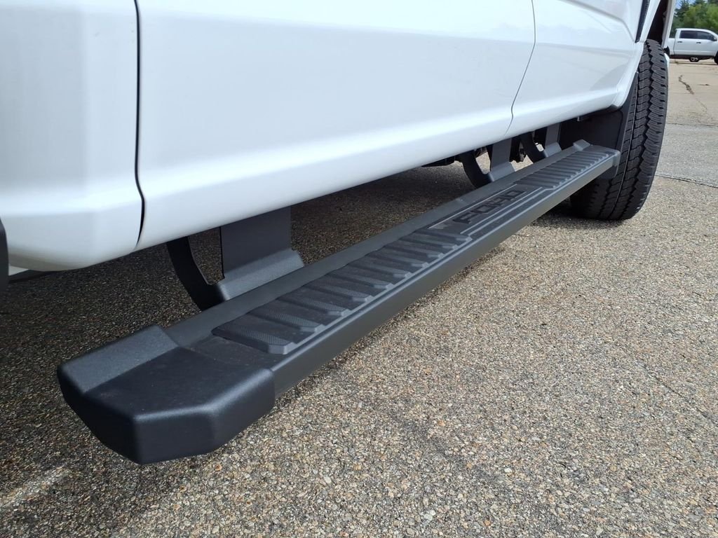 New 2026 Oxford White Ford F-250® XLT image 12