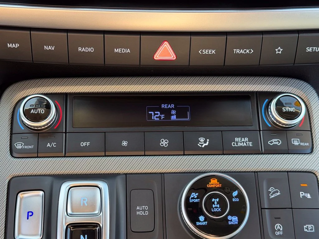 Used 2024 Gray Hyundai XRT image 21