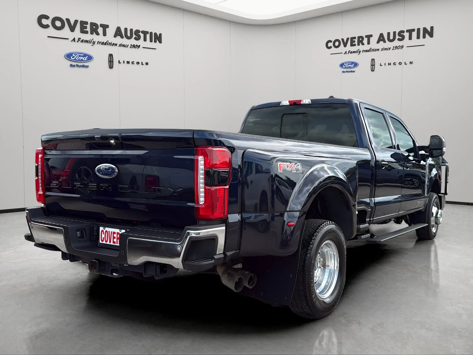 Used 2024 Blue Ford Lariat image 5