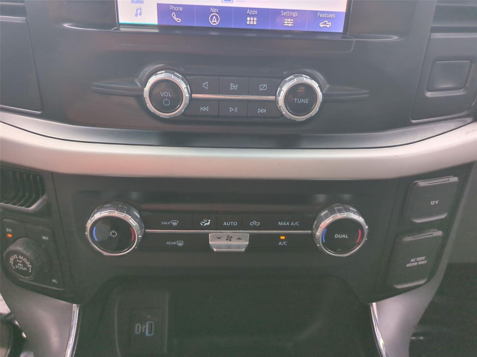 Used 2023 Oxford White Ford XL image 29