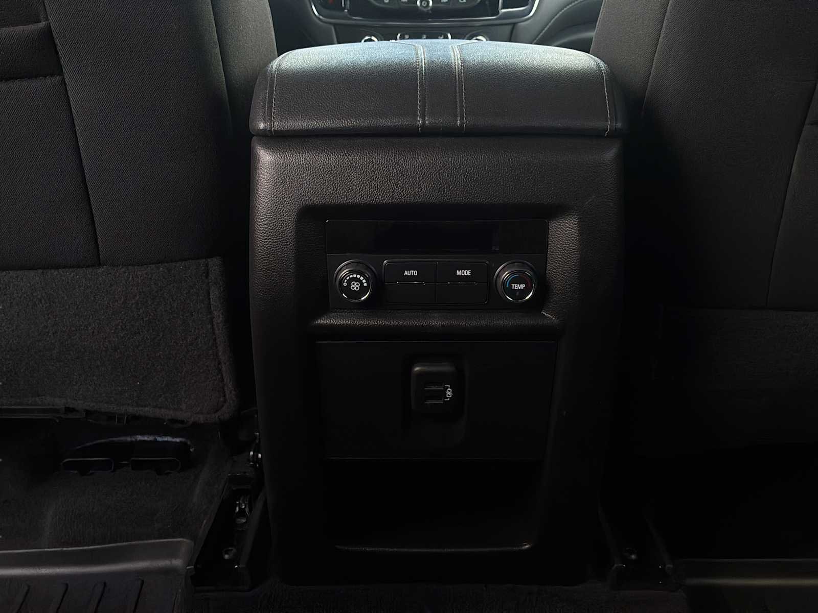 2023 Chevrolet Traverse 1LT - Photo 28