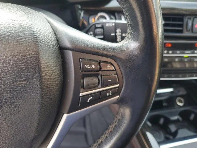 Used 2014  BMW xDrive35i image 18