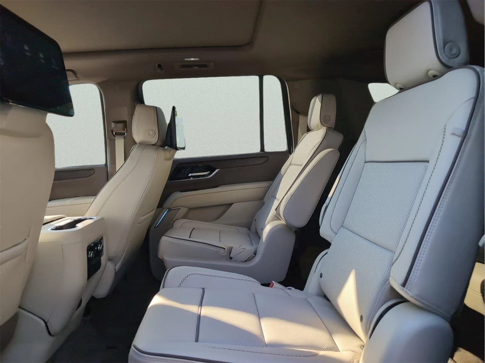 New 2026 Glacier White Tricoat GMC Denali image 35