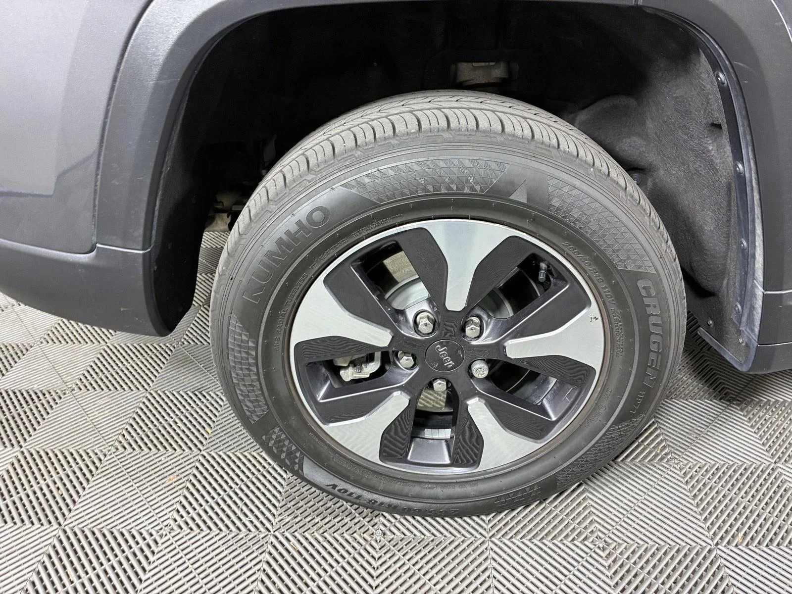Used 2024 Baltic Gray Metallic Clearcoat Jeep 4xe image 13
