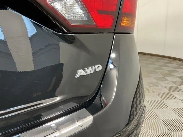 Certified Used 2022 Black Nissan 2.5 SR image 10
