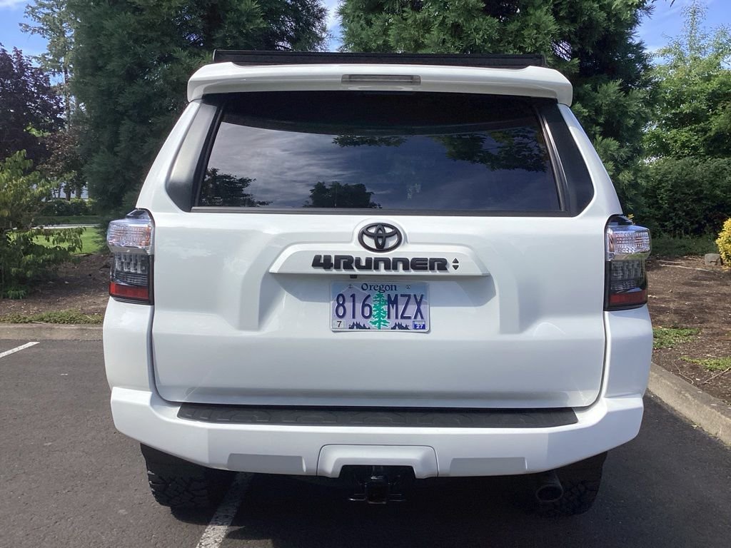 Used 2024 White Toyota SR5 Premium image 21