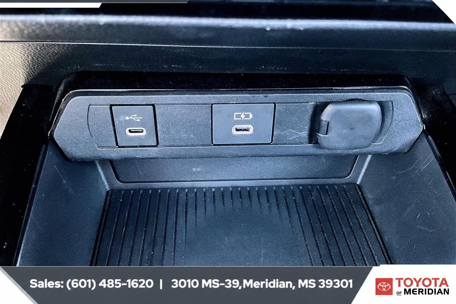 Used 2024 Wind Chill Pearl Toyota Limited image 23