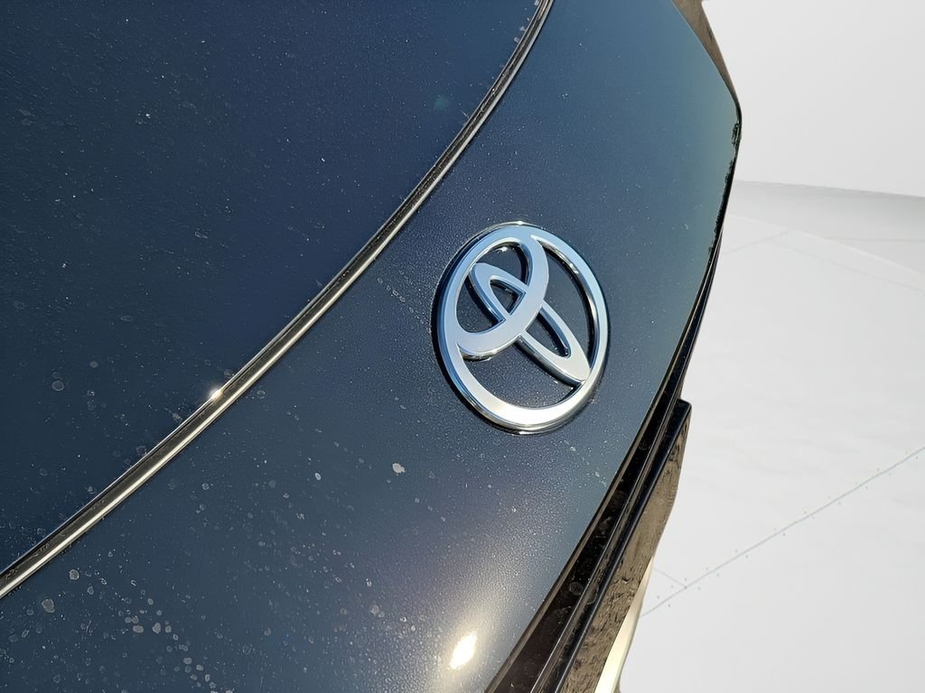 New 2026 Midnight Black Metallic Toyota  XSE Premium image 39