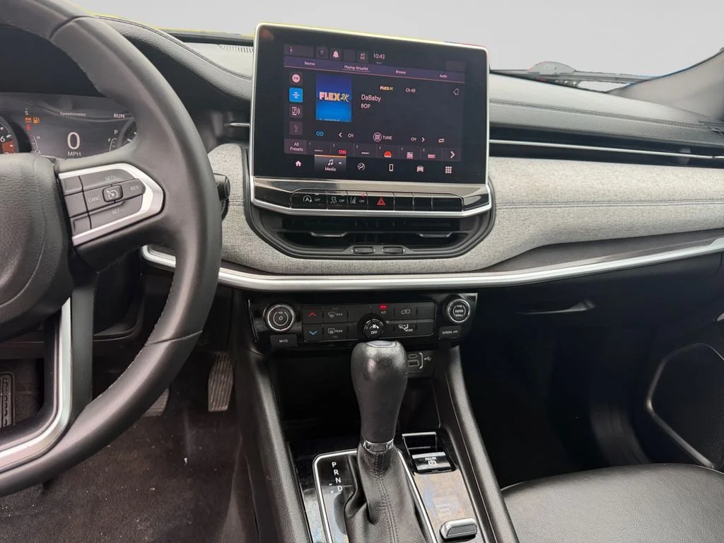Certified Used 2023 Gray Jeep Latitude image 12