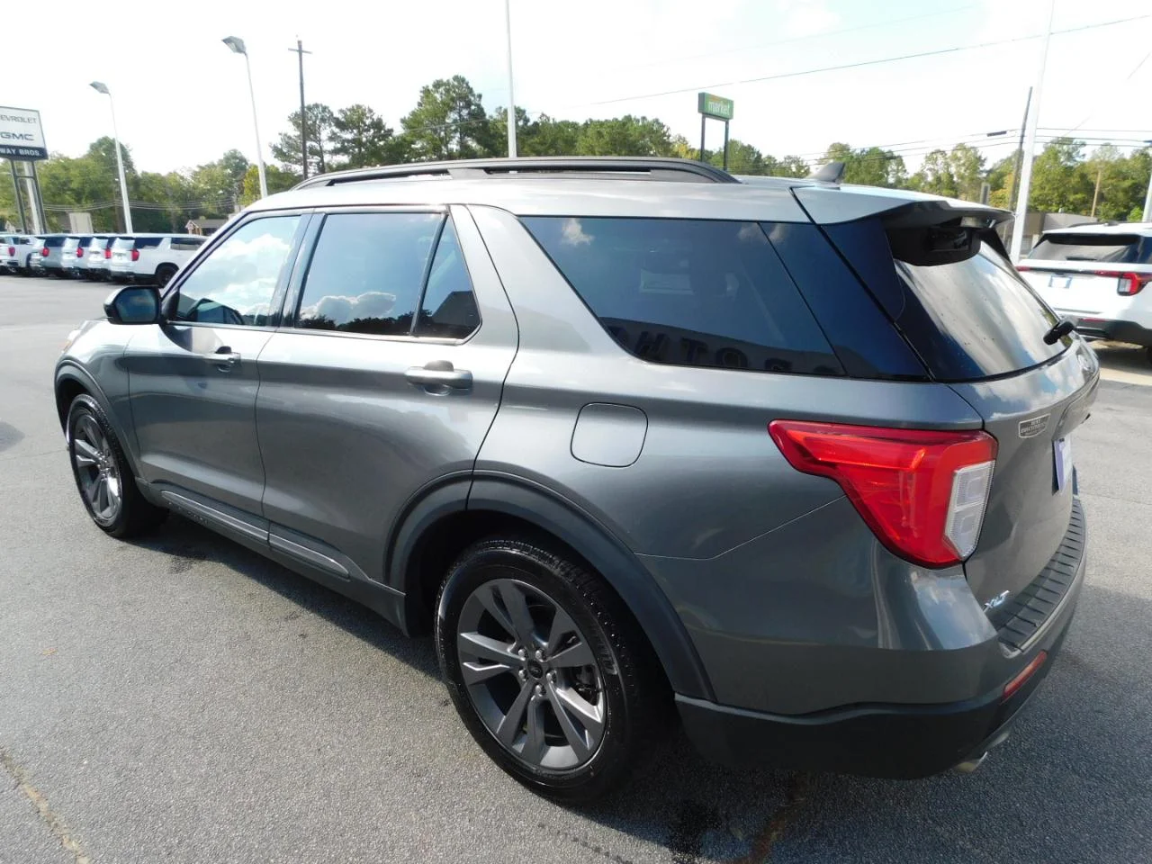 Used 2024 Carbonized Gray Metallic Ford XLT RWD image 6