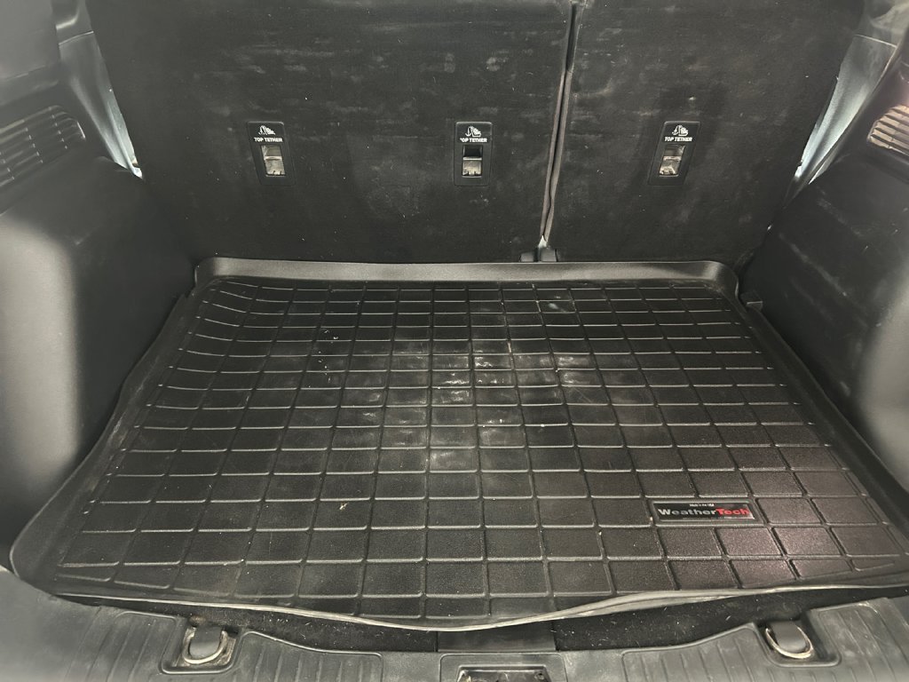 Used 2020 Blue Ford SEL image 25