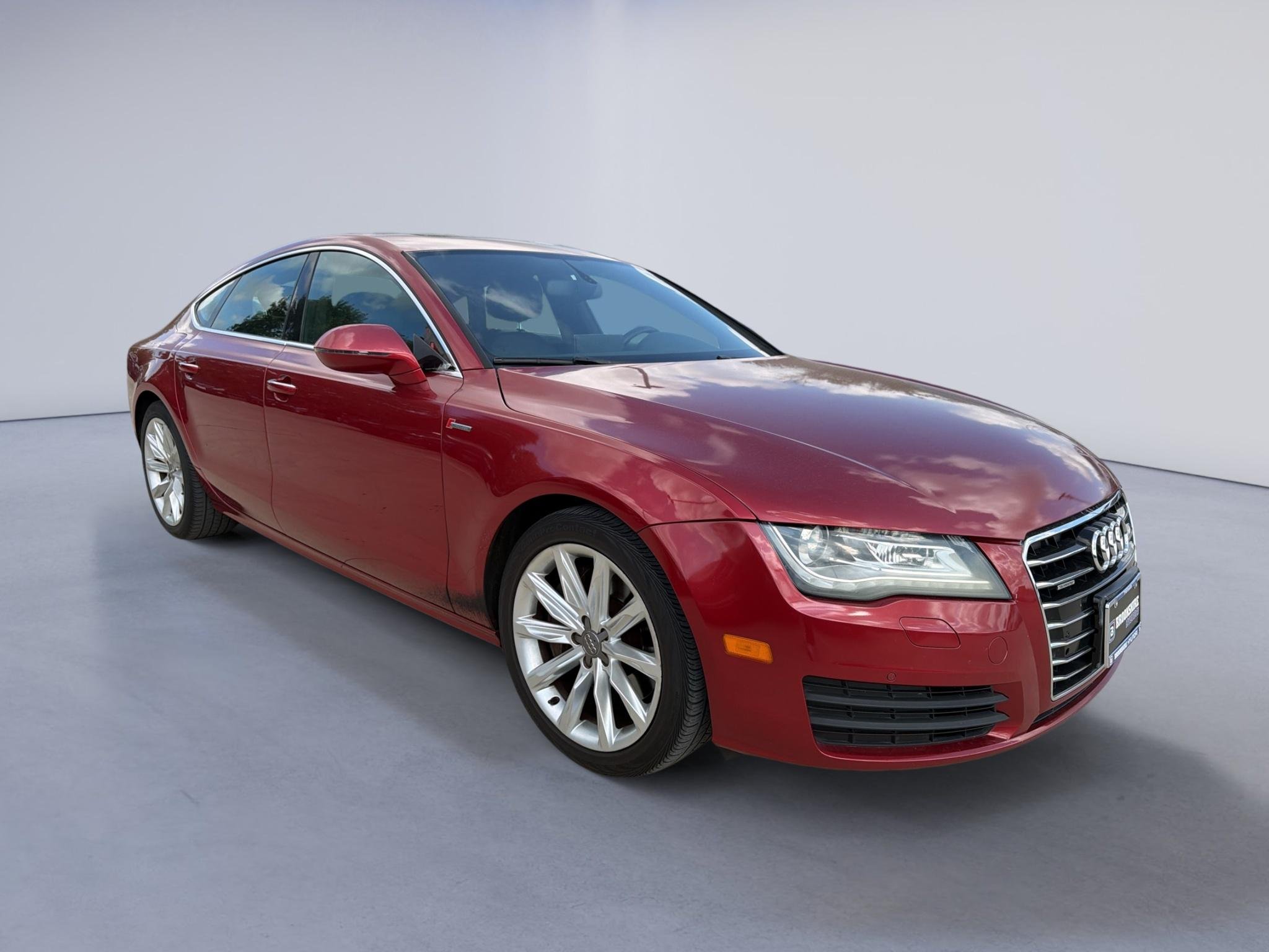Used 2013 Garnet Red Pearl Effect Audi 3.0 Premium Plus image 3