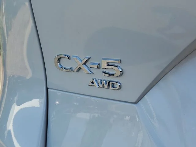 New 2026 Rhodium White Metallic Mazda 2.5 S Select AWD image 17
