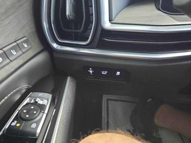 Used 2025 Black Kia X-Line SX Prestige image 21